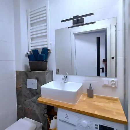 Theapartments Radwanska Lodž Pokoj fotografie