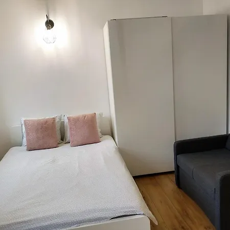 Theapartments Radwanska Lodž Pokoj fotografie